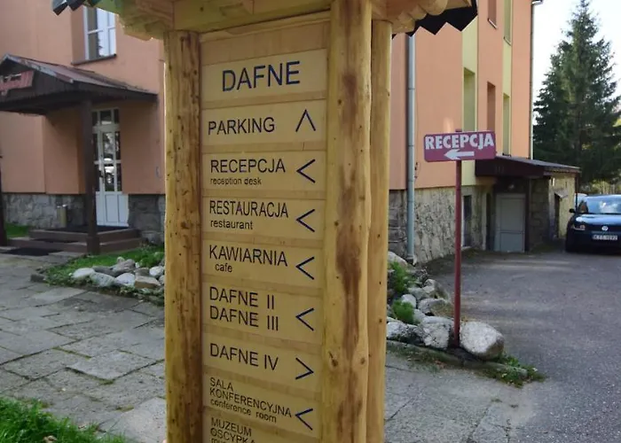 住宿加早餐酒店 Dafne 扎科帕内